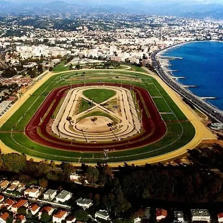 La Petite Luciole Entre Et Montagne. Apartment