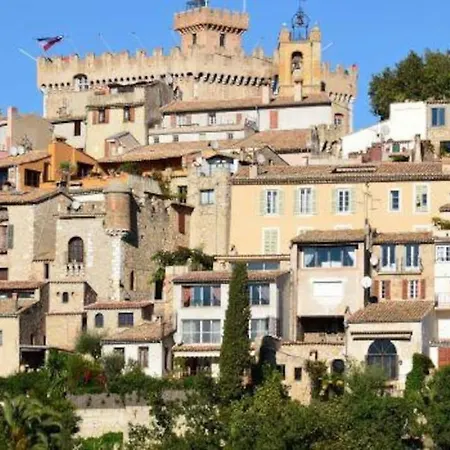 Apartment La Petite Luciole Entre Et Montagne. *