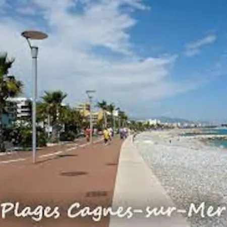 La Petite Luciole Entre Et Montagne. Apartment Cagnes-sur-Mer
